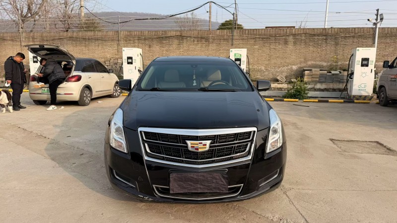安阳17年凯迪拉克XTS1