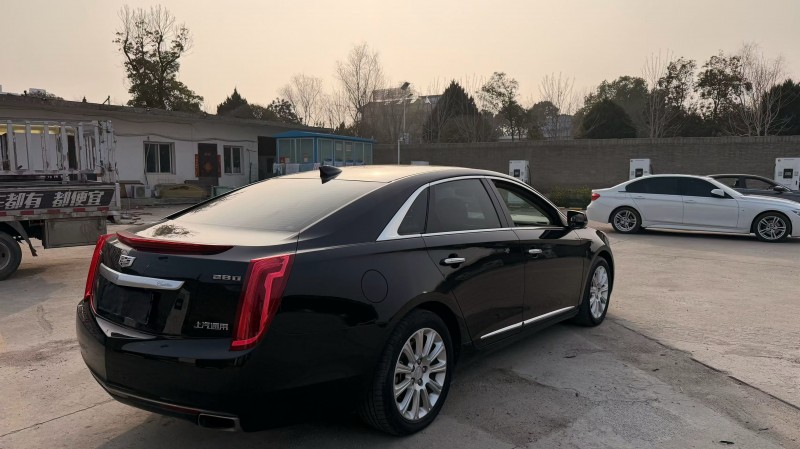 安阳17年凯迪拉克XTS7