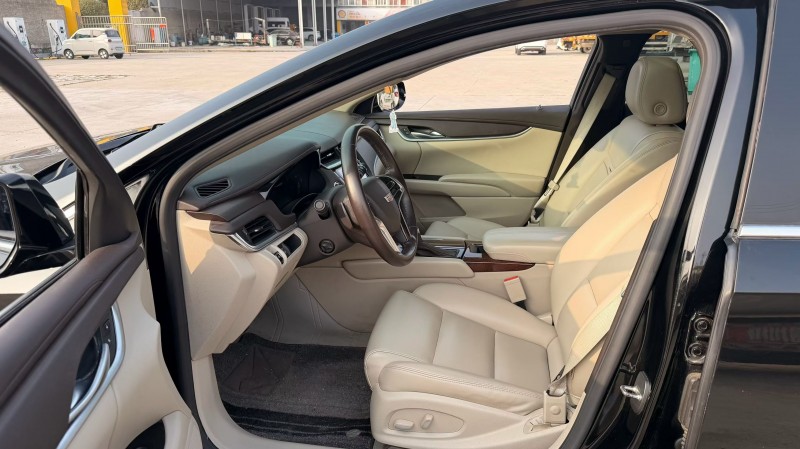 安阳17年凯迪拉克XTS8