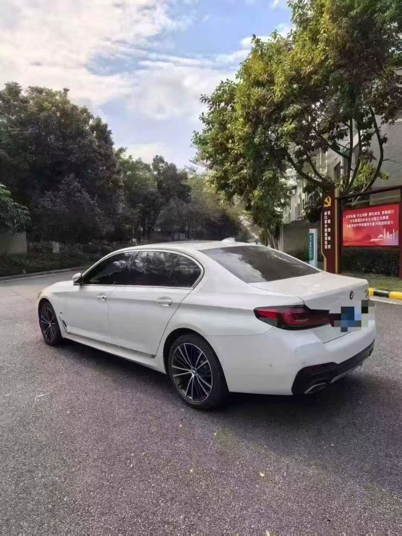 廣州22年寶馬5系3