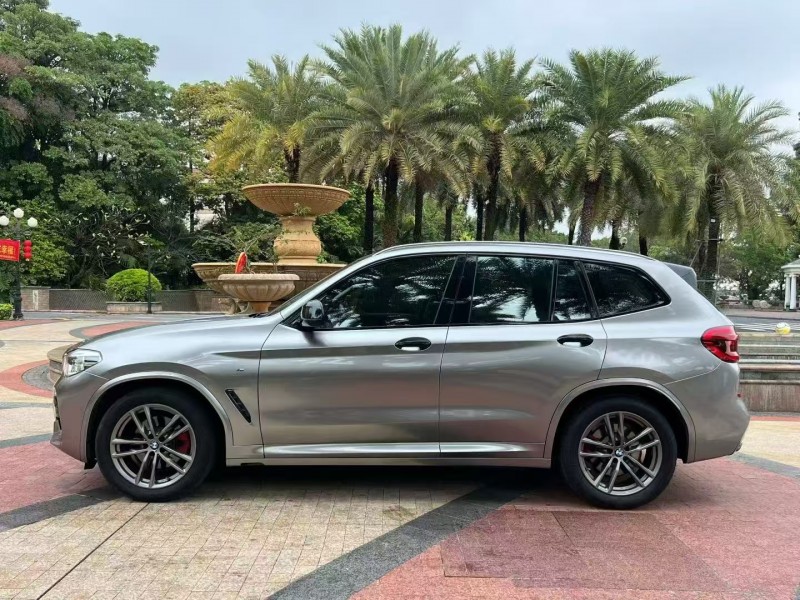 佛山19年寶馬X33