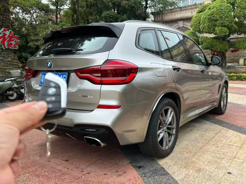 佛山19年寶馬X38