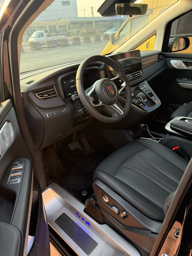 承德25年紅旗HQ97