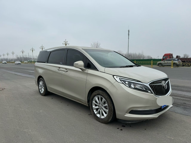 聊城17年別克GL85