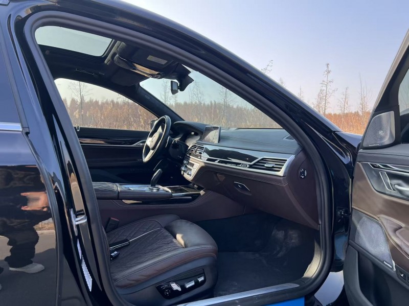 盐城23年宝马7系6