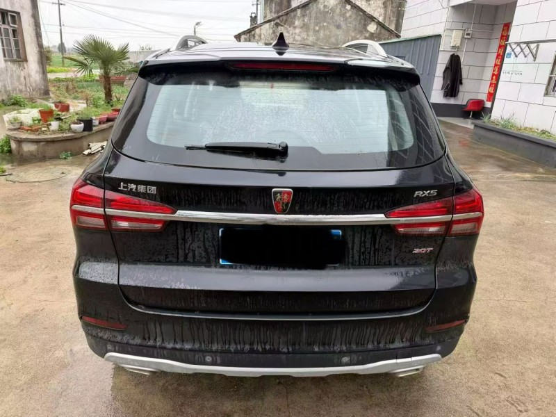 娄底21年荣威RX56