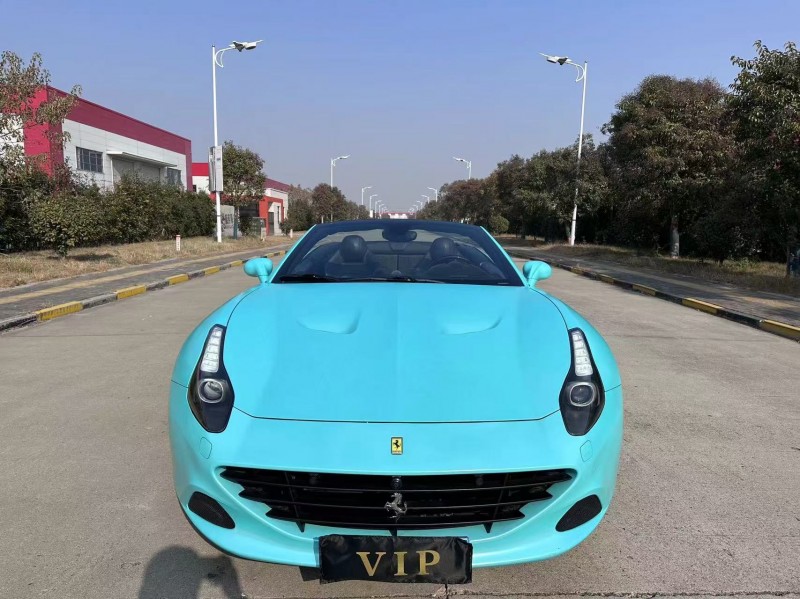 盐城15年法拉利California T1