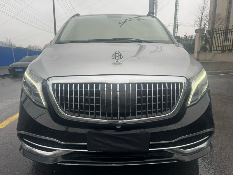 娄底21年奔驰威霆1