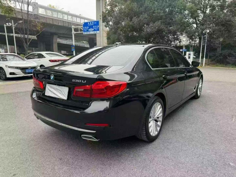 长沙20年宝马5系4