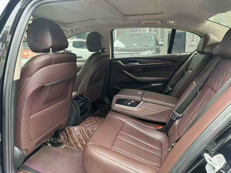 长沙20年宝马5系8