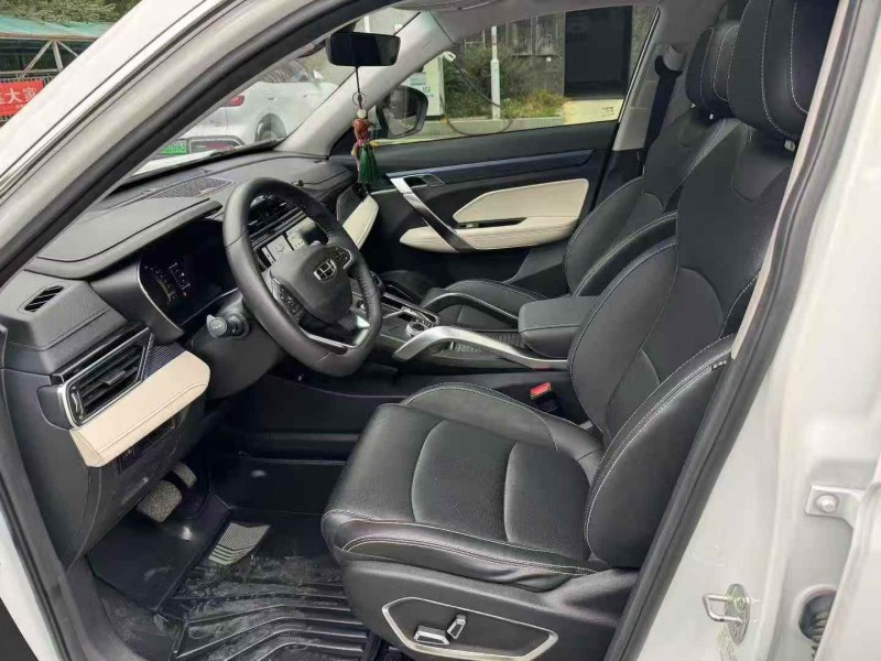 长沙21年吉利博越7