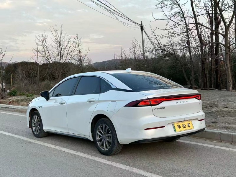 六盘水24年传祺埃安S8