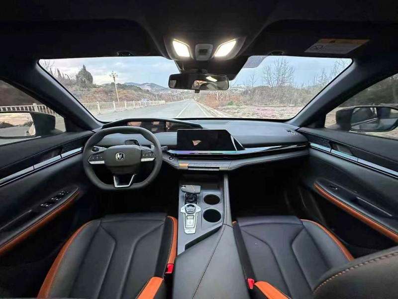 安顺24年长安汽车UNI5