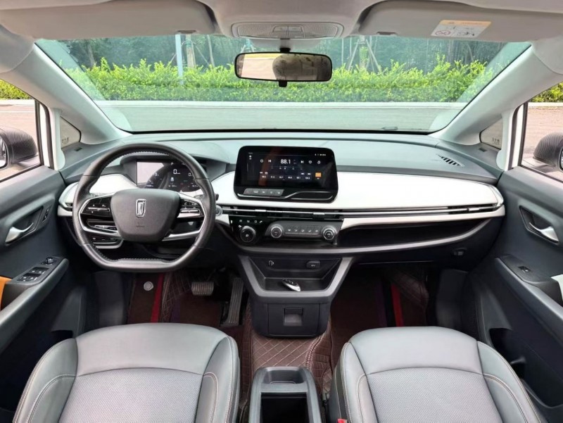 厦门24年奔腾nat6