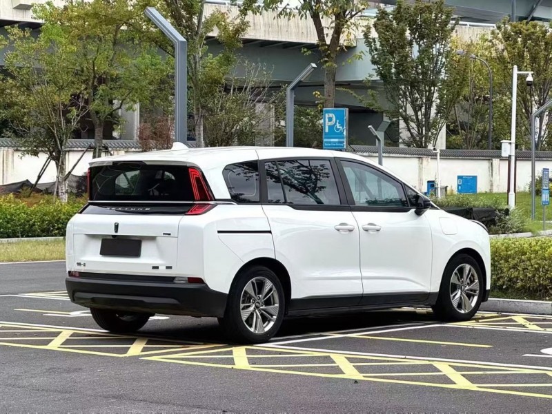 厦门24年奔腾nat9