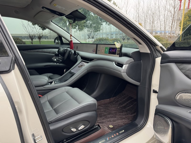 盐城24年智己LS68