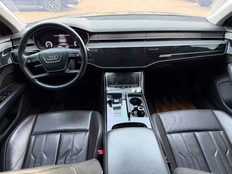 焦作18年奥迪A8L5