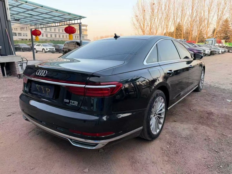 焦作18年奥迪A8L7