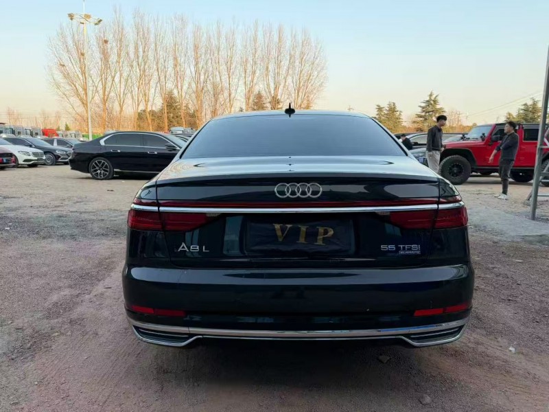 焦作18年奥迪A8L8