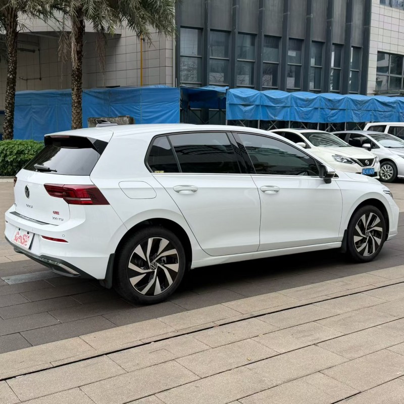 佛山25年大众高尔夫8