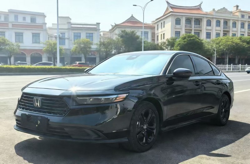 厦门25年本田雅阁3