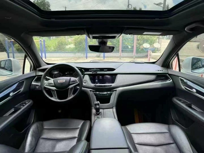 遵义20年凯迪拉克XT54