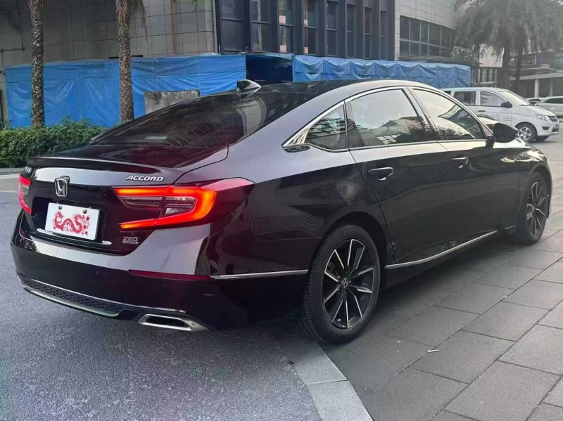 佛山22年本田雅閣8