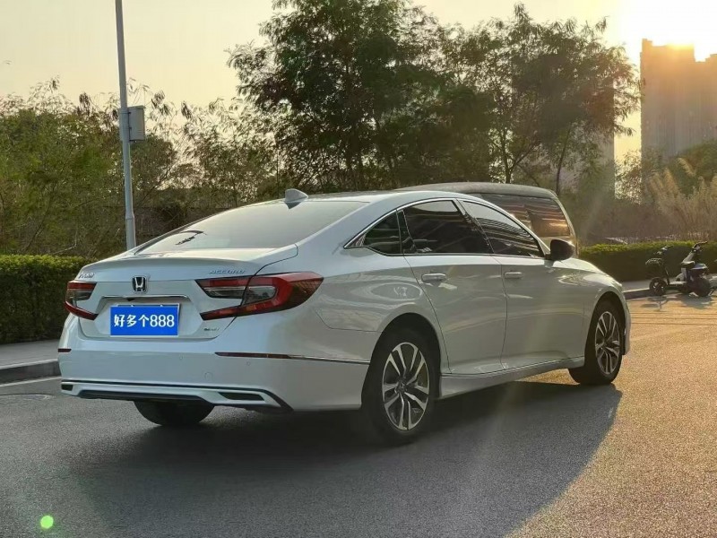 东莞23年本田雅阁7