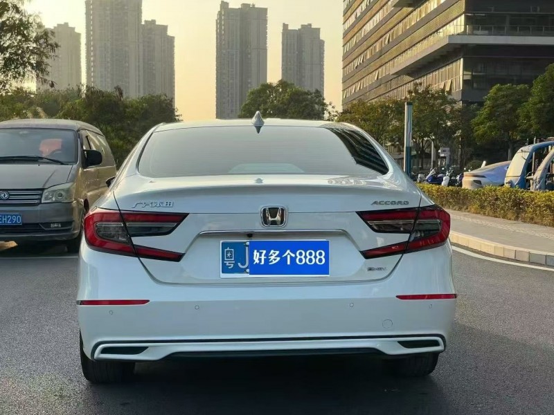 东莞23年本田雅阁9