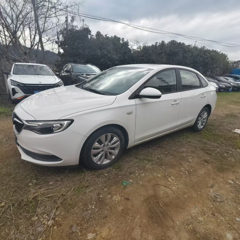 宁波21年别克英朗4