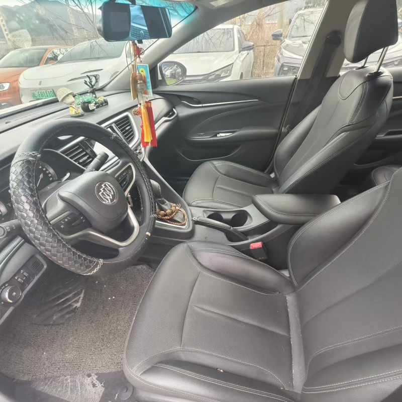 宁波21年别克英朗7