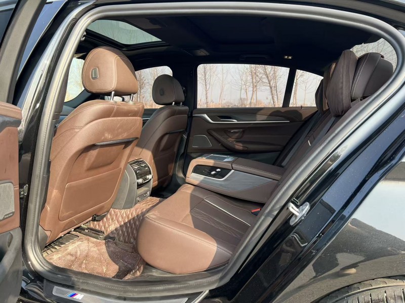 盐城23年宝马5系4