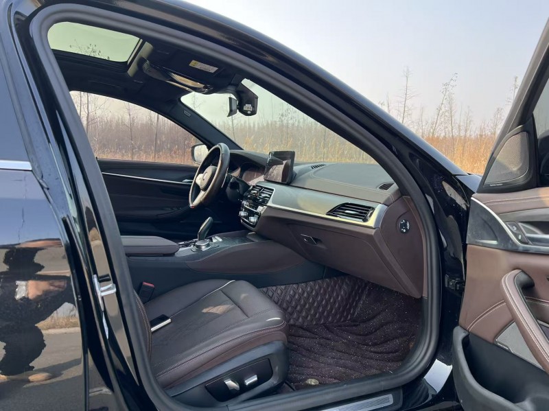 盐城23年宝马5系5