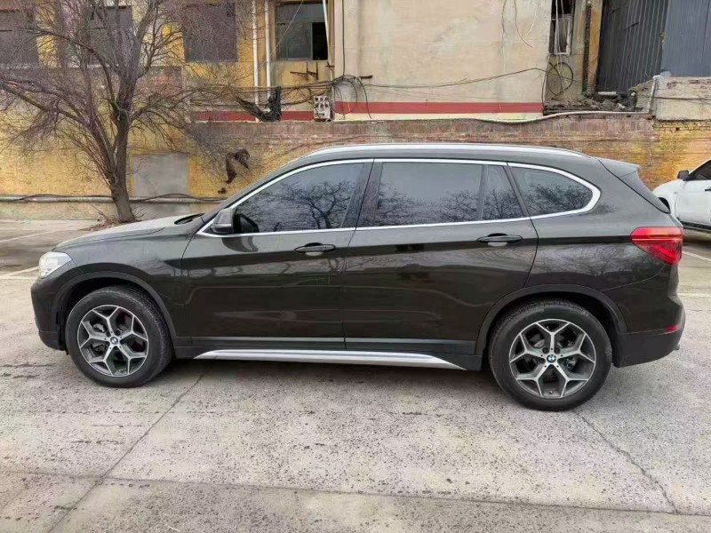 唐山18年寶馬X12