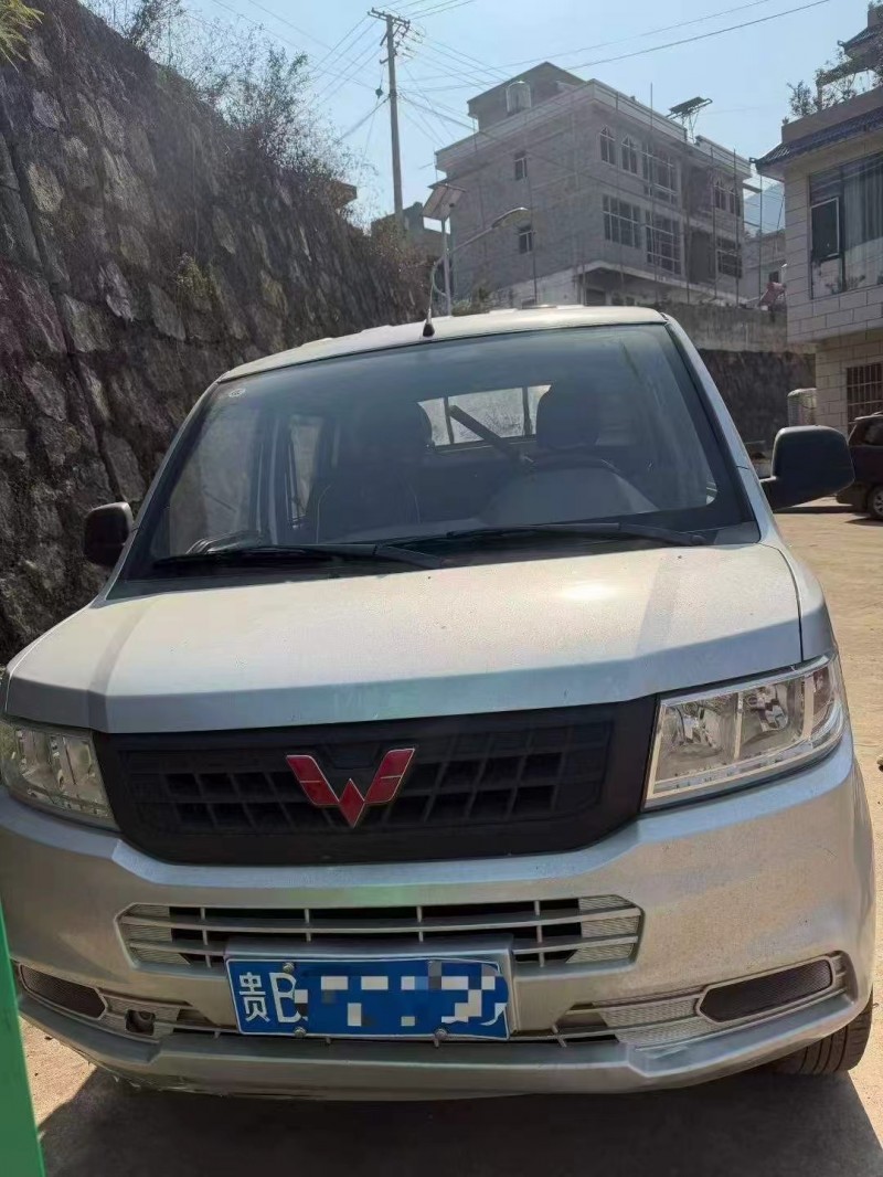 铜仁23年五菱汽车新卡1