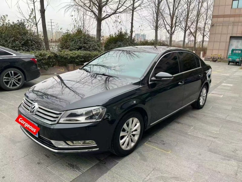 济宁17年大众迈腾2