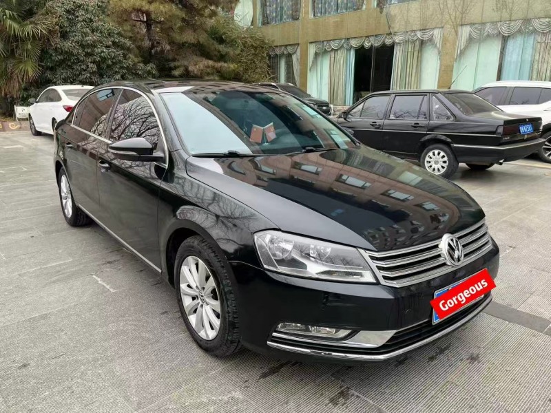 济宁17年大众迈腾3