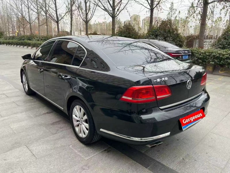 济宁17年大众迈腾7