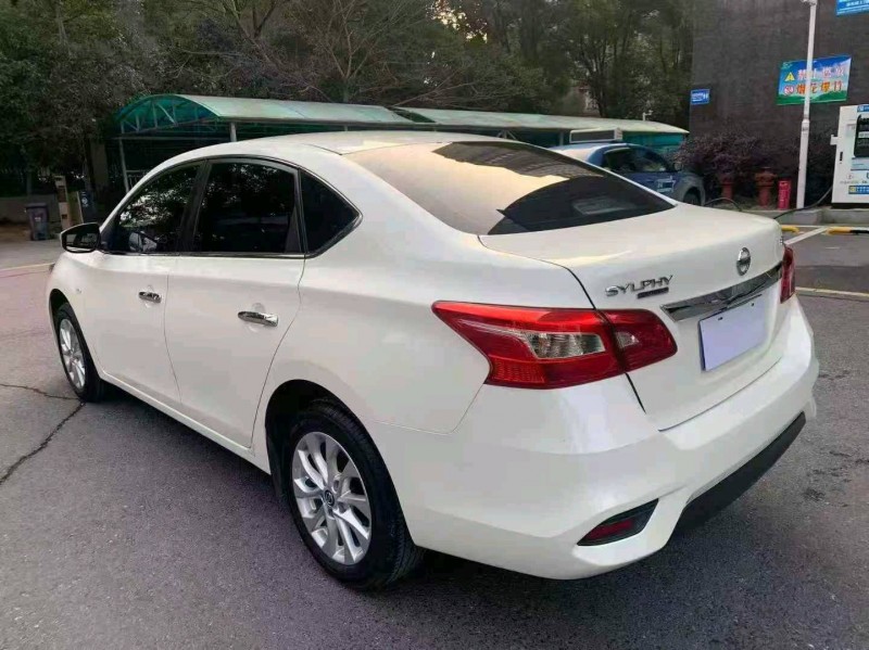 长沙23年日产轩逸6