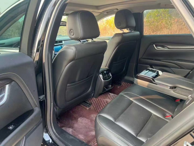 邵阳18年凯迪拉克CT65