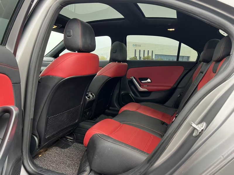 盐城22年奔驰AMG7