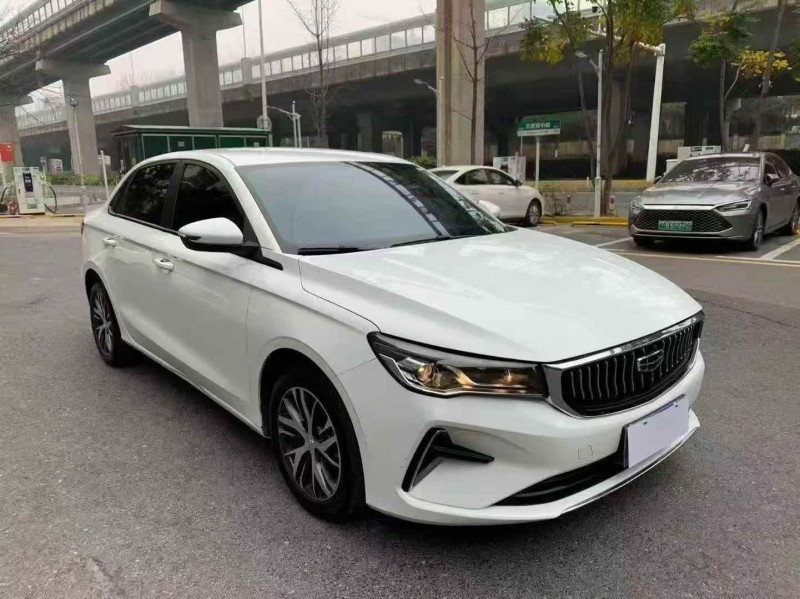 长沙24年吉利帝豪3