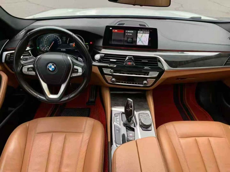 长沙18年宝马5系8