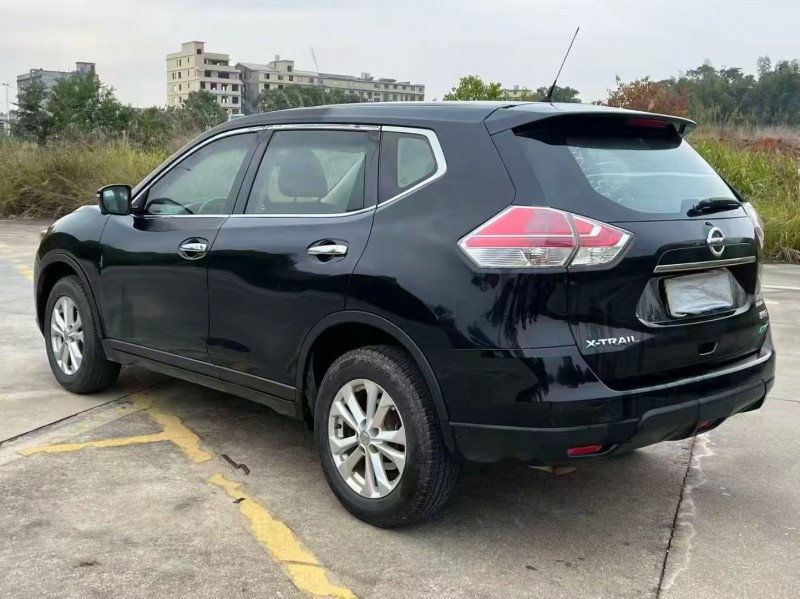 衡阳16年日产奇骏8