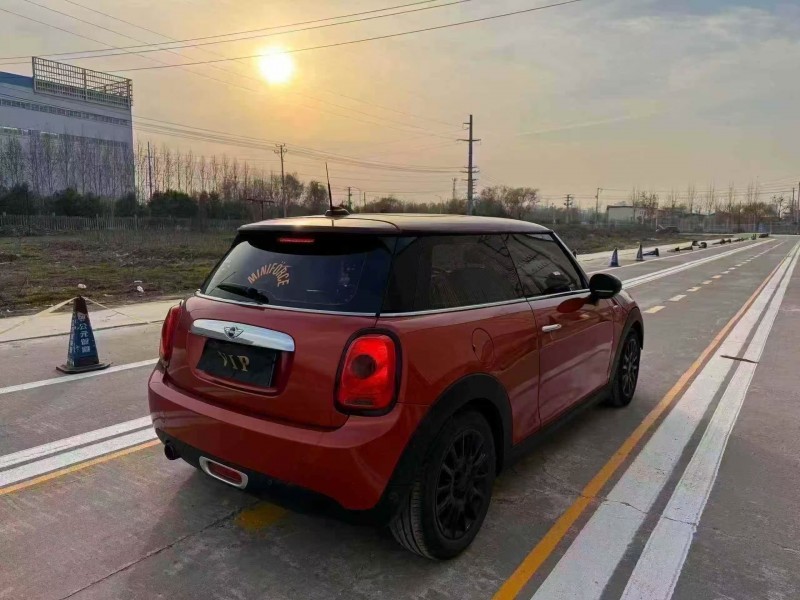 菏澤17年寶馬迷你8