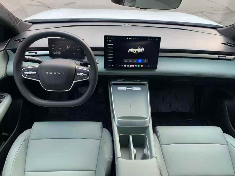 长沙25年荣威D77