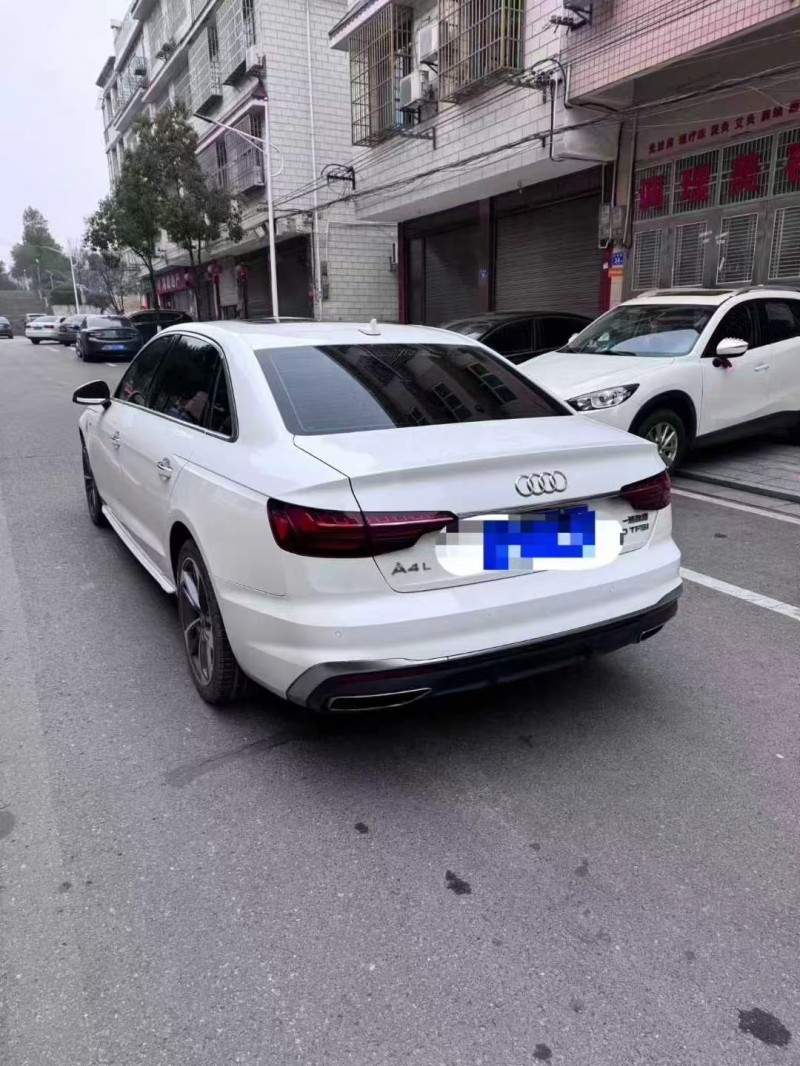 湘潭22年奥迪A4L8
