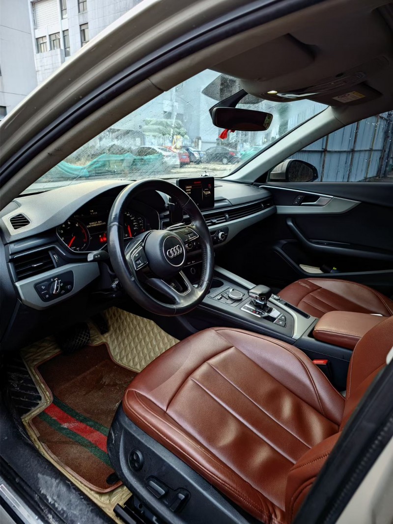 绍兴18年奥迪A4L3