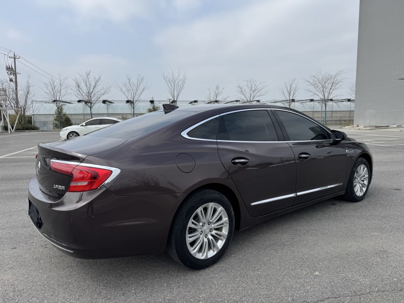 盐城19年别克君越5