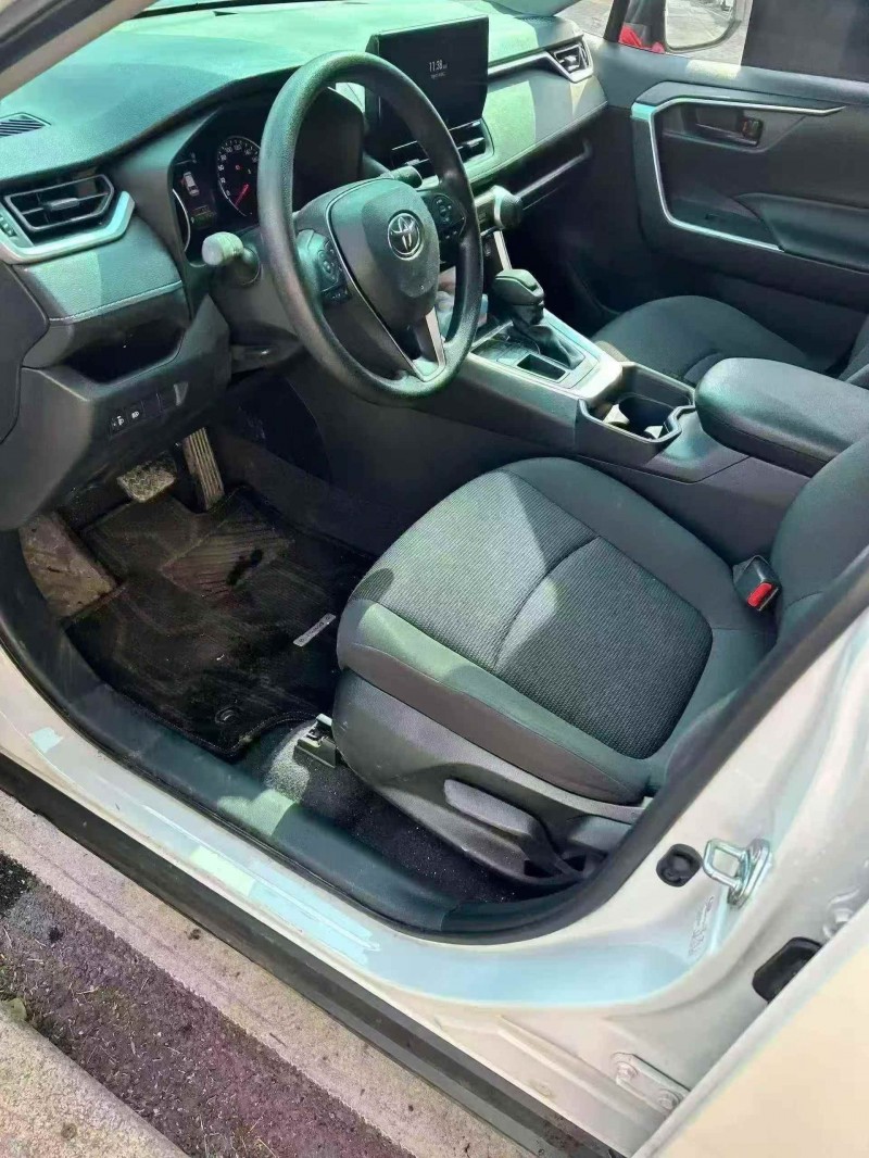东营24年丰田RAV44
